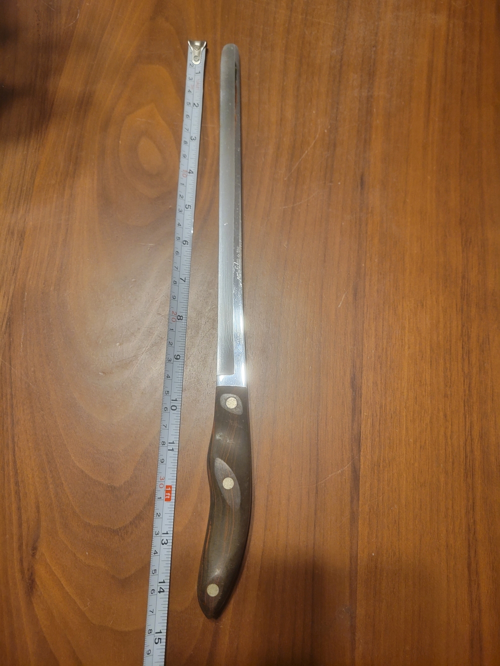 Cutco Brown Handle Carving Knife with Stainless Steel Blade